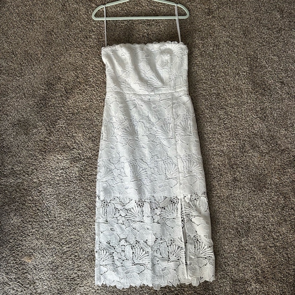 Vineyard Vines Strapless White Lace Dress